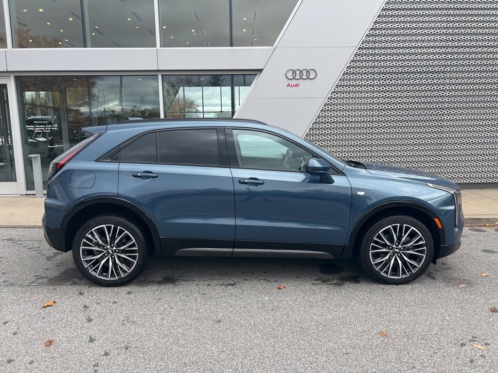 Used 2025 Cadillac XT4 Sport image 18