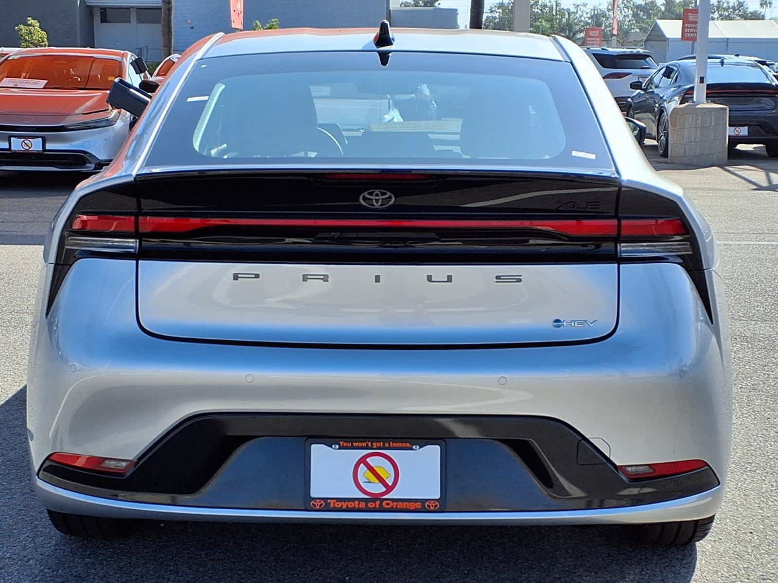Certified 2026 Toyota Prius XLE FWD image 5