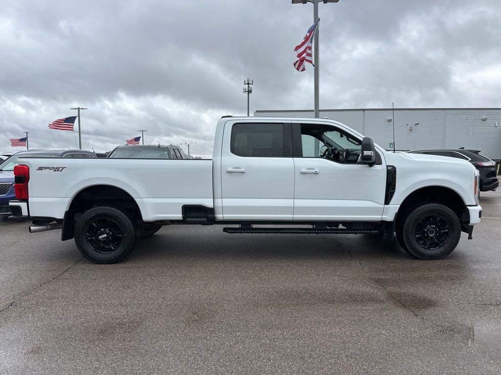 Used 2023 Ford F250 XLT w/ XLT Premium Package image 4