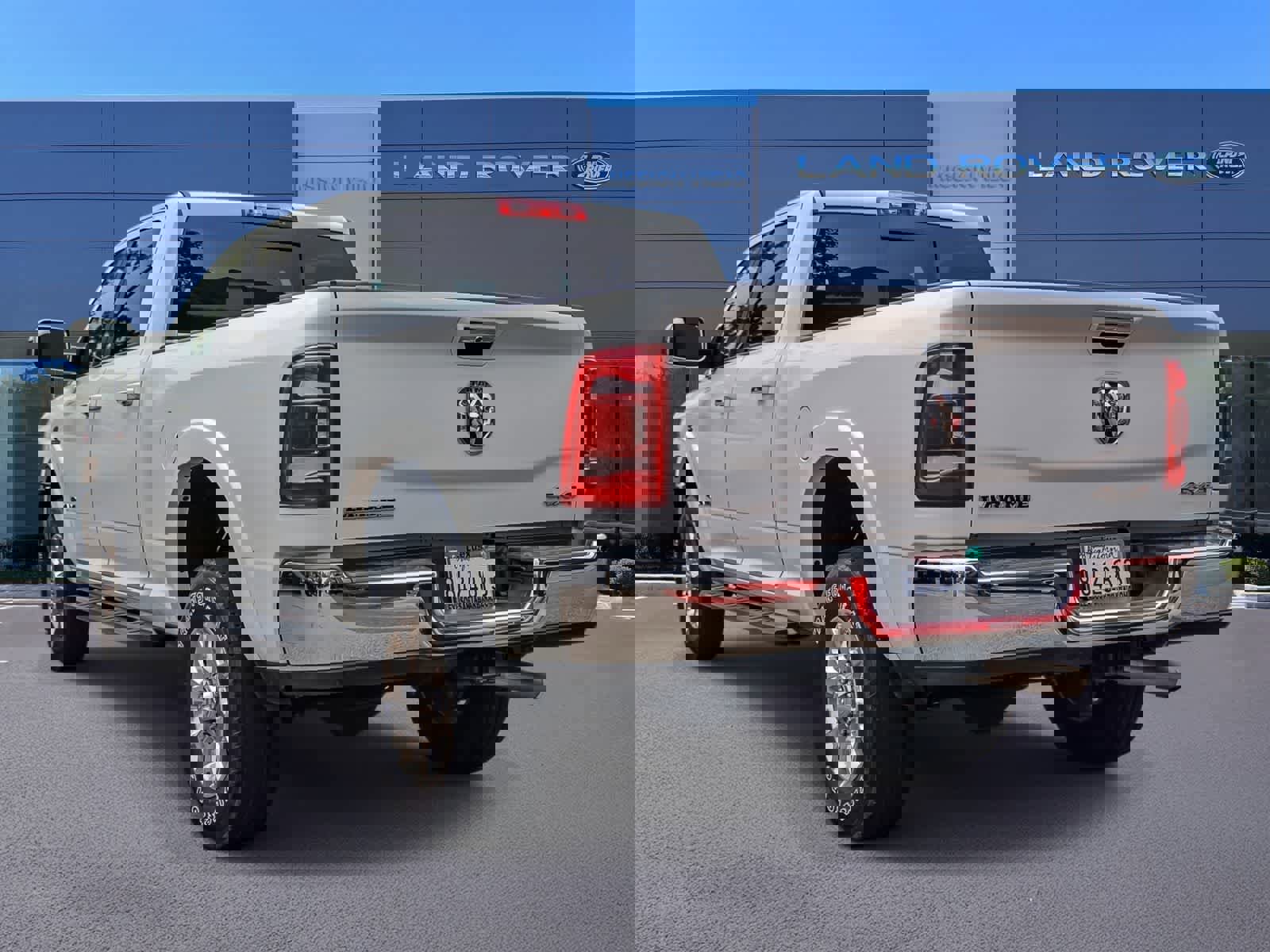 Used 2022 RAM 2500 Laramie AWD/4WD image 6