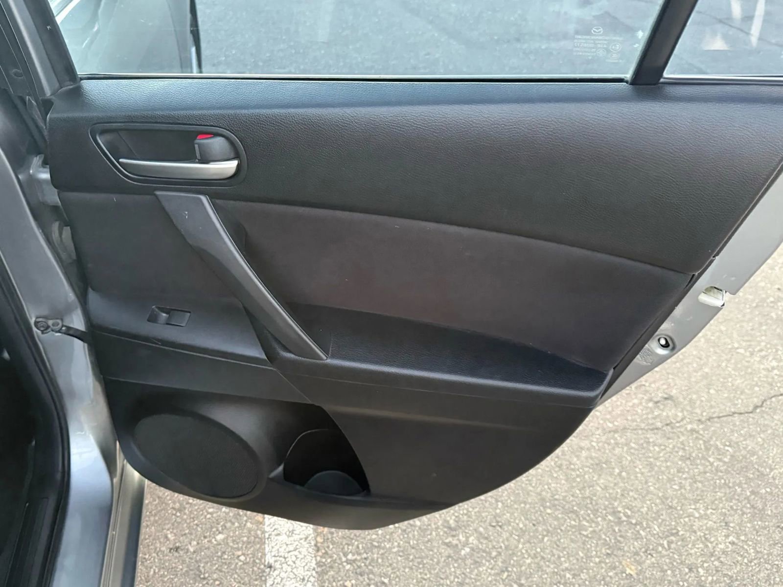 Used 2010 MAZDA MAZDA3 i Touring image 20