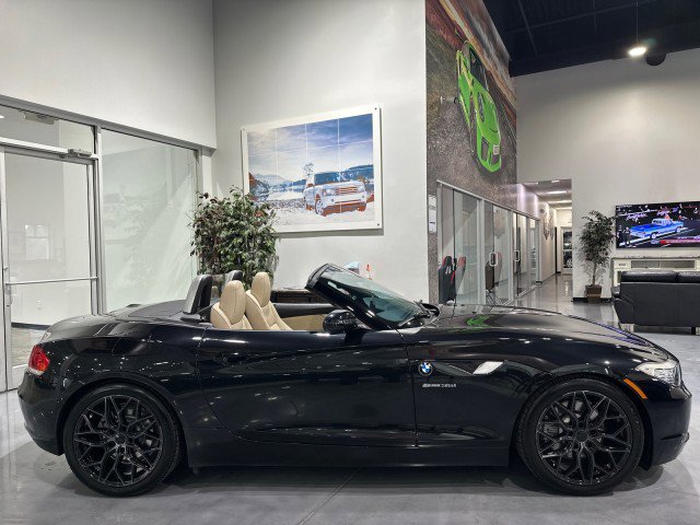 Used 2009 BMW Z4 sDrive35i RWD image 24