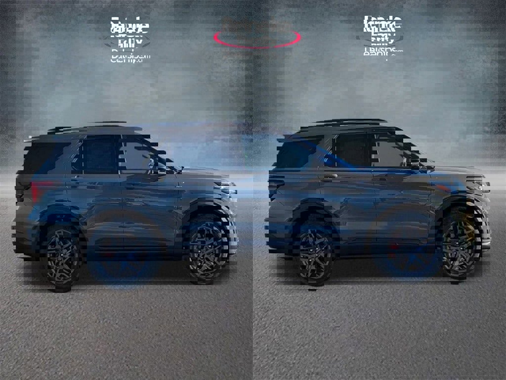 New 2026 Ford Explorer ST-Line w/ ST-Line Street Pack image 4