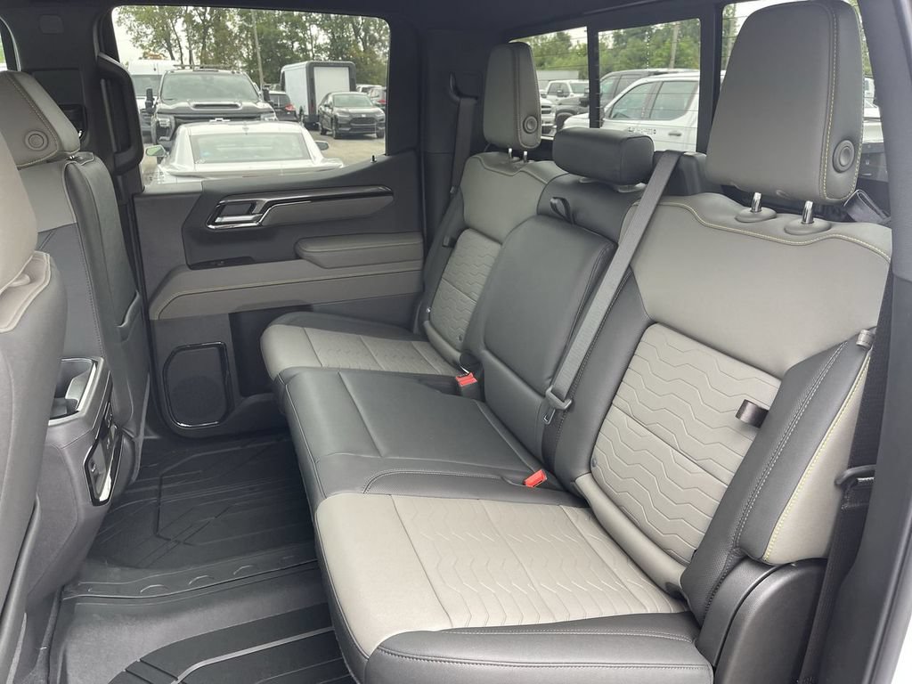 New 2026 Chevrolet Silverado 1500 ZR2 w/ LPO, Dark Essentials Package AWD/4WD image 22