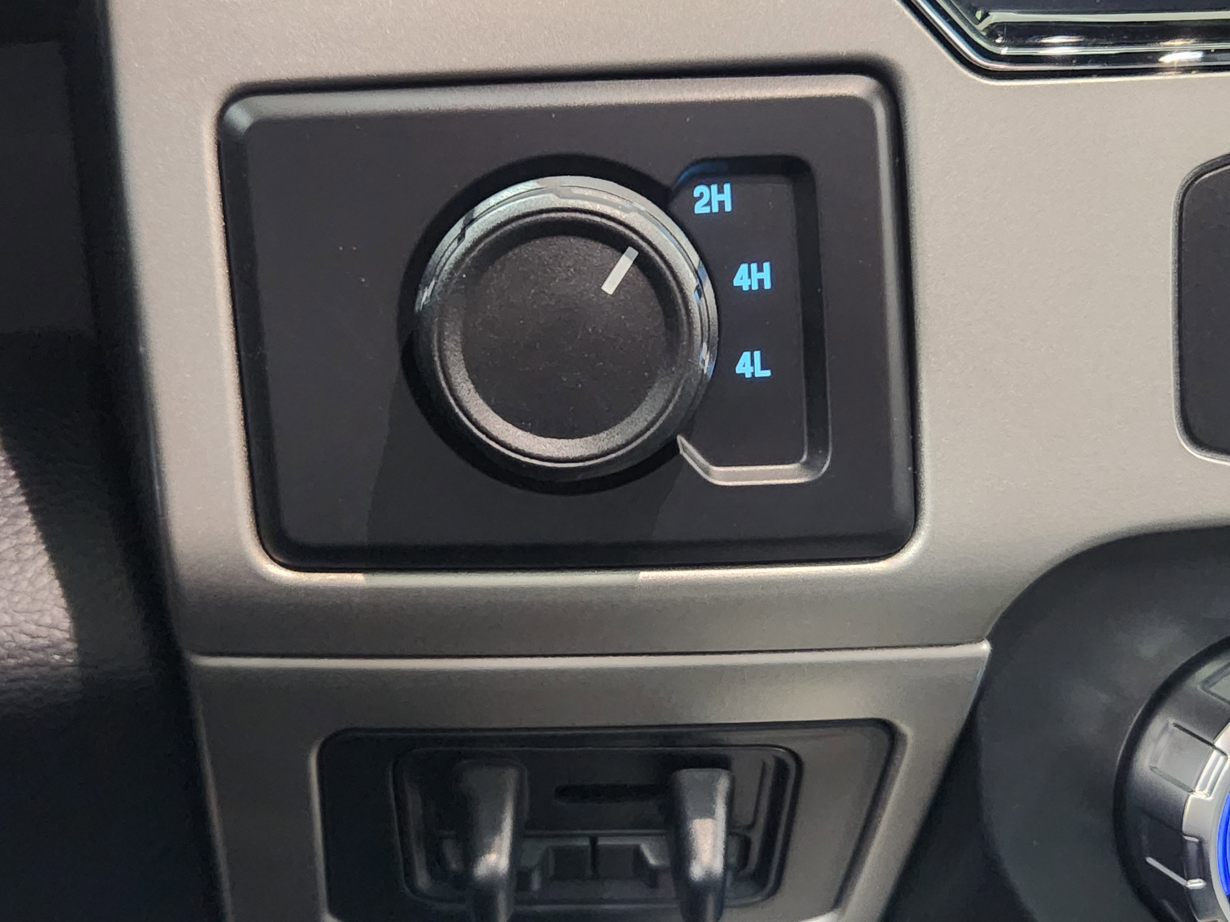 Used 2022 Ford F250 Lariat w/ Lariat Ultimate Package image 26