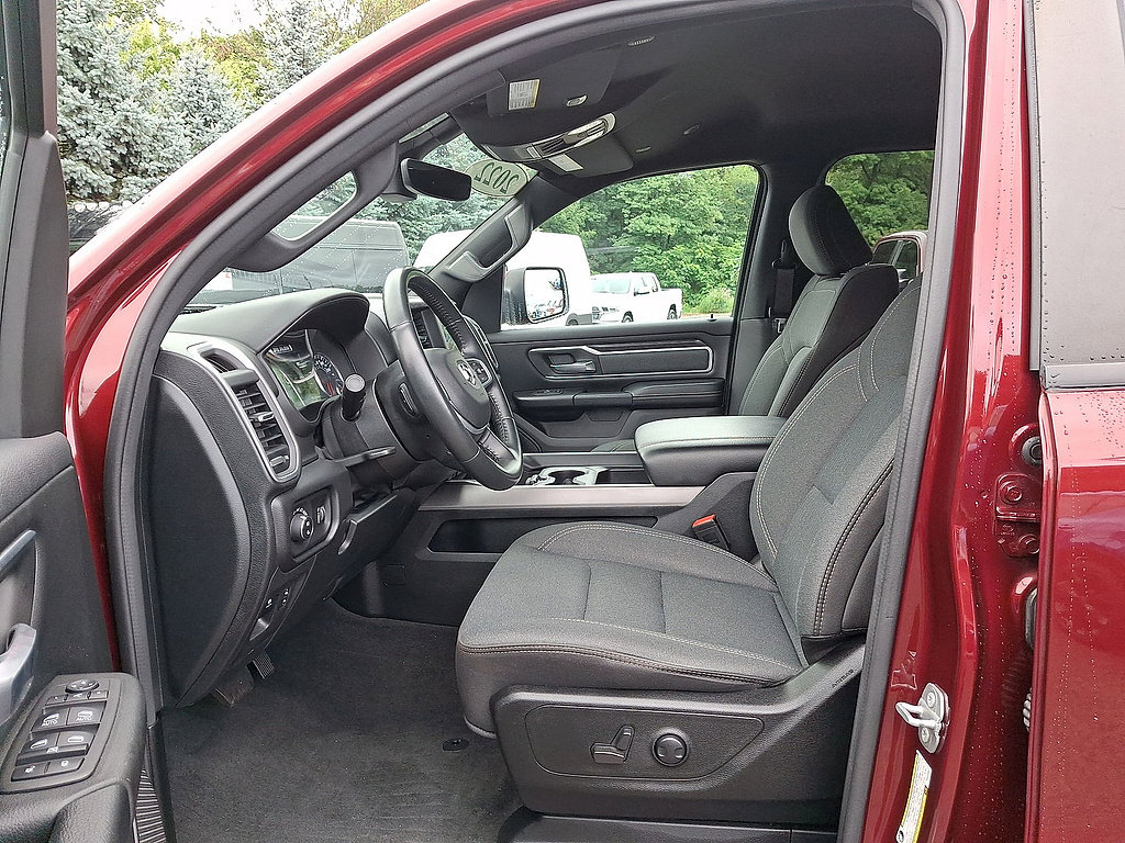 Certified 2022 RAM 1500 Big Horn AWD/4WD image 11