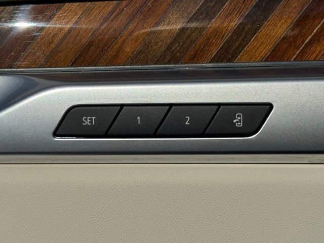 Certified 2025 Cadillac Escalade ESV Sport Platinum image 16