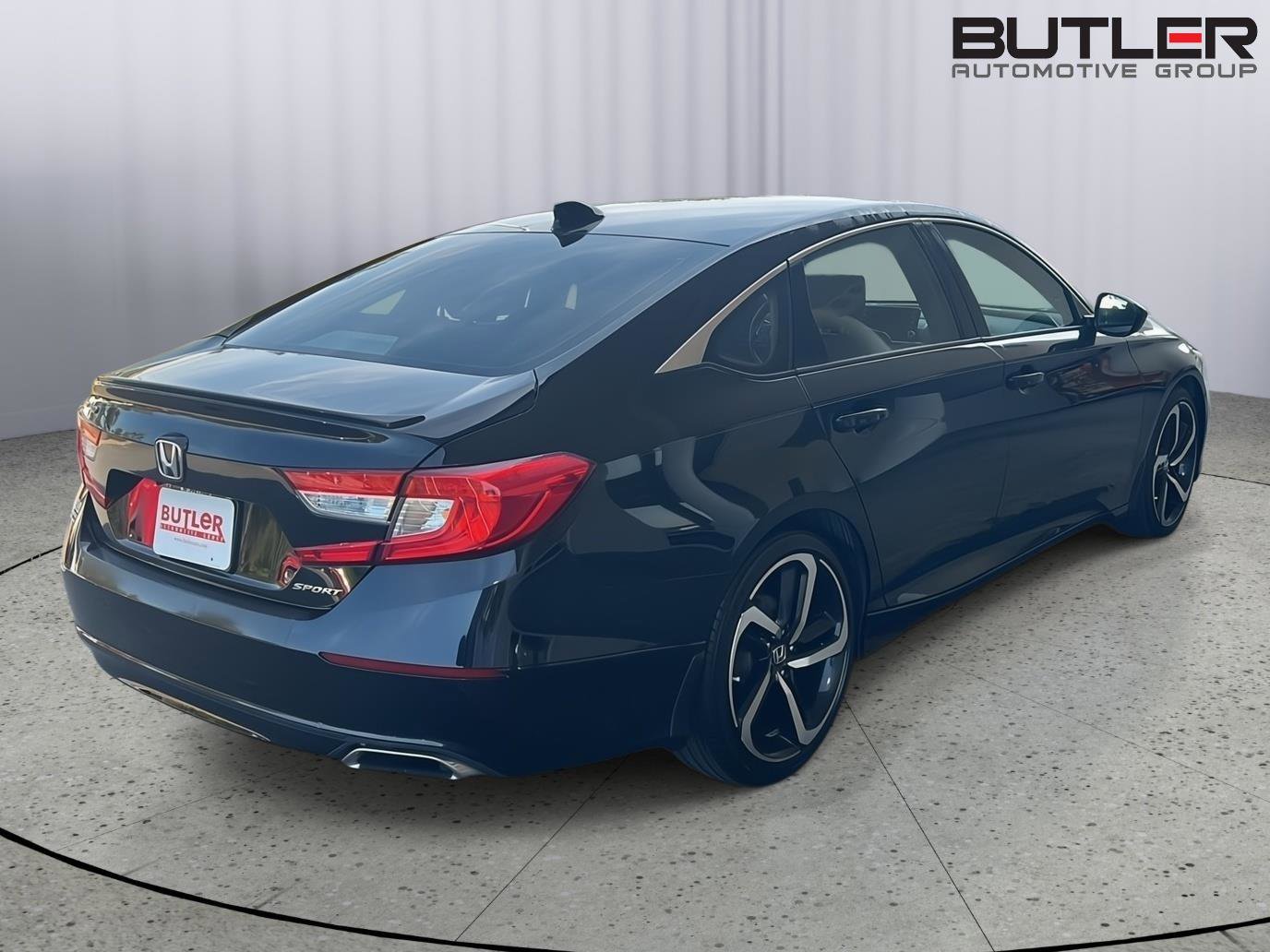 Used 2019 Honda Accord Sport image 6