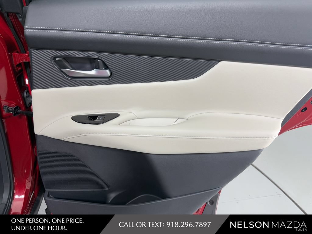Used 2025 Nissan Murano SL AWD/4WD image 38