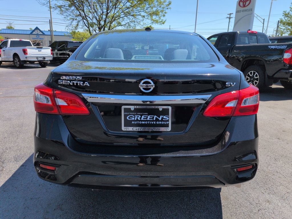 Used 2018 Nissan Sentra SV w/ Premium Package (P01) image 4