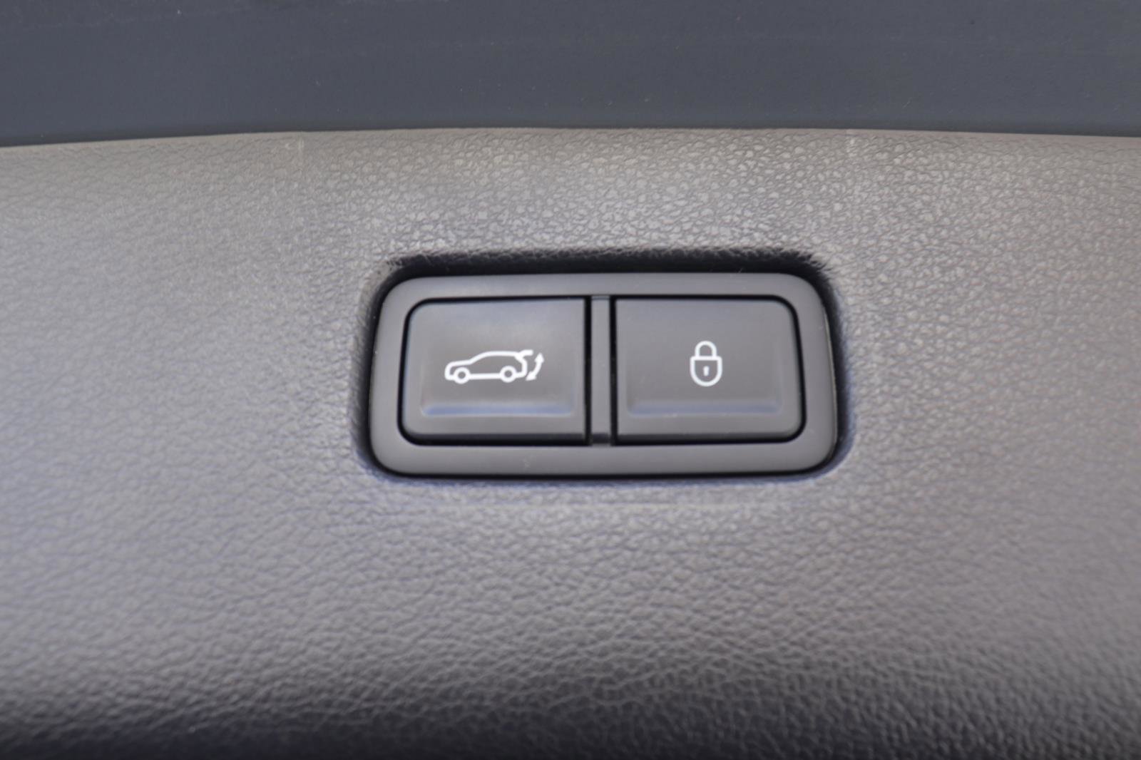 Used 2024 Genesis GV80 3.5T w/ Prestige Package image 20