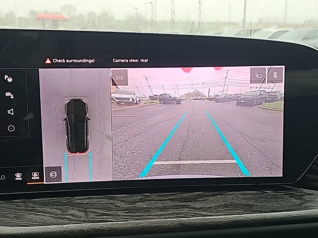 Used 2025 Audi Q5 Premium Plus w/ Premium Plus image 8