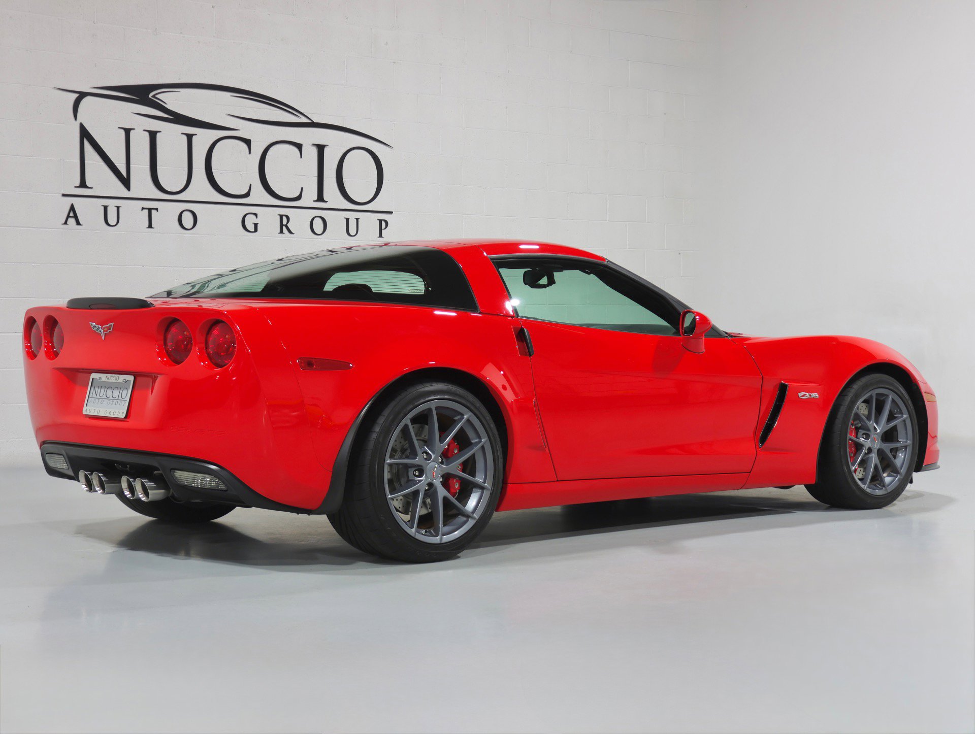 Used 2012 Chevrolet Corvette Z06 w/ 2LZ Preferred Equipment Group image 13
