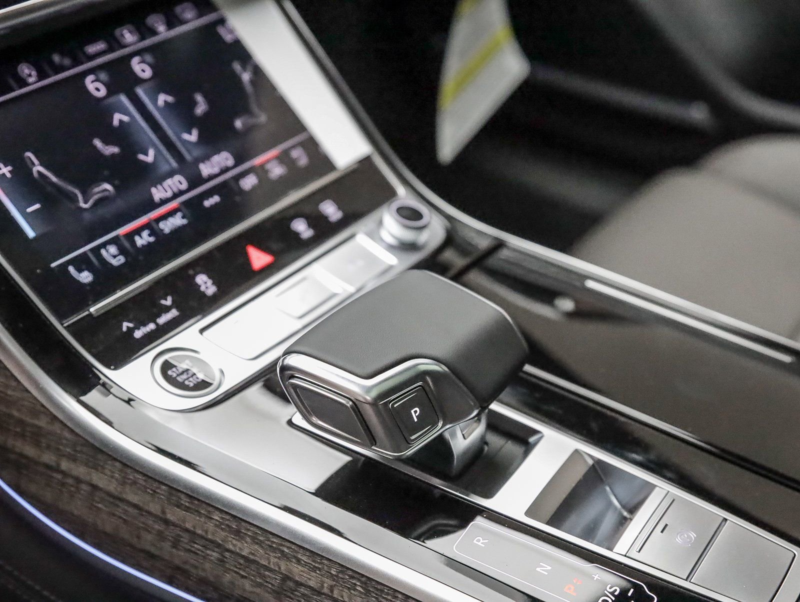 New 2025 Audi A8 L 3.0T image 25