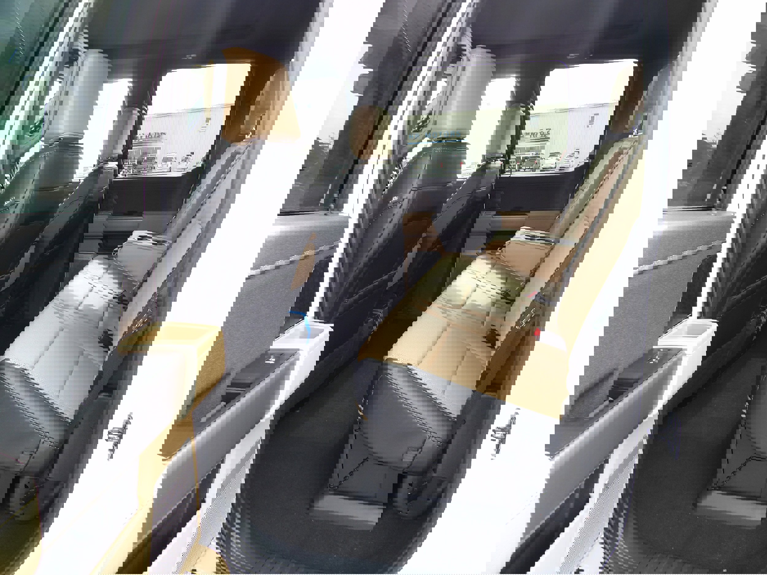 New 2025 Ford F250 Lariat w/ Chrome Package image 18