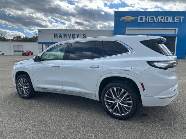 New 2026 Buick Enclave Avenir image 4