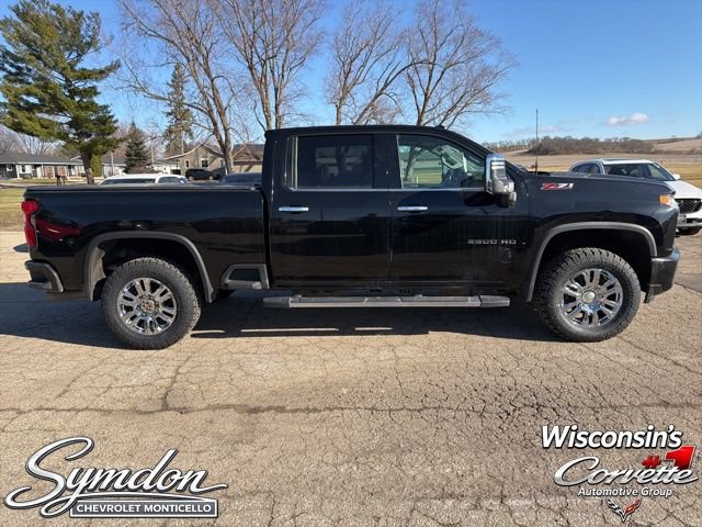 Used 2021 Chevrolet Silverado 2500 LTZ w/ LTZ Convenience Package AWD/4WD image 3