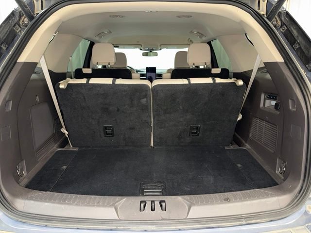 Used 2021 Ford Explorer Platinum w/ Equipment Group 601A AWD/4WD image 20