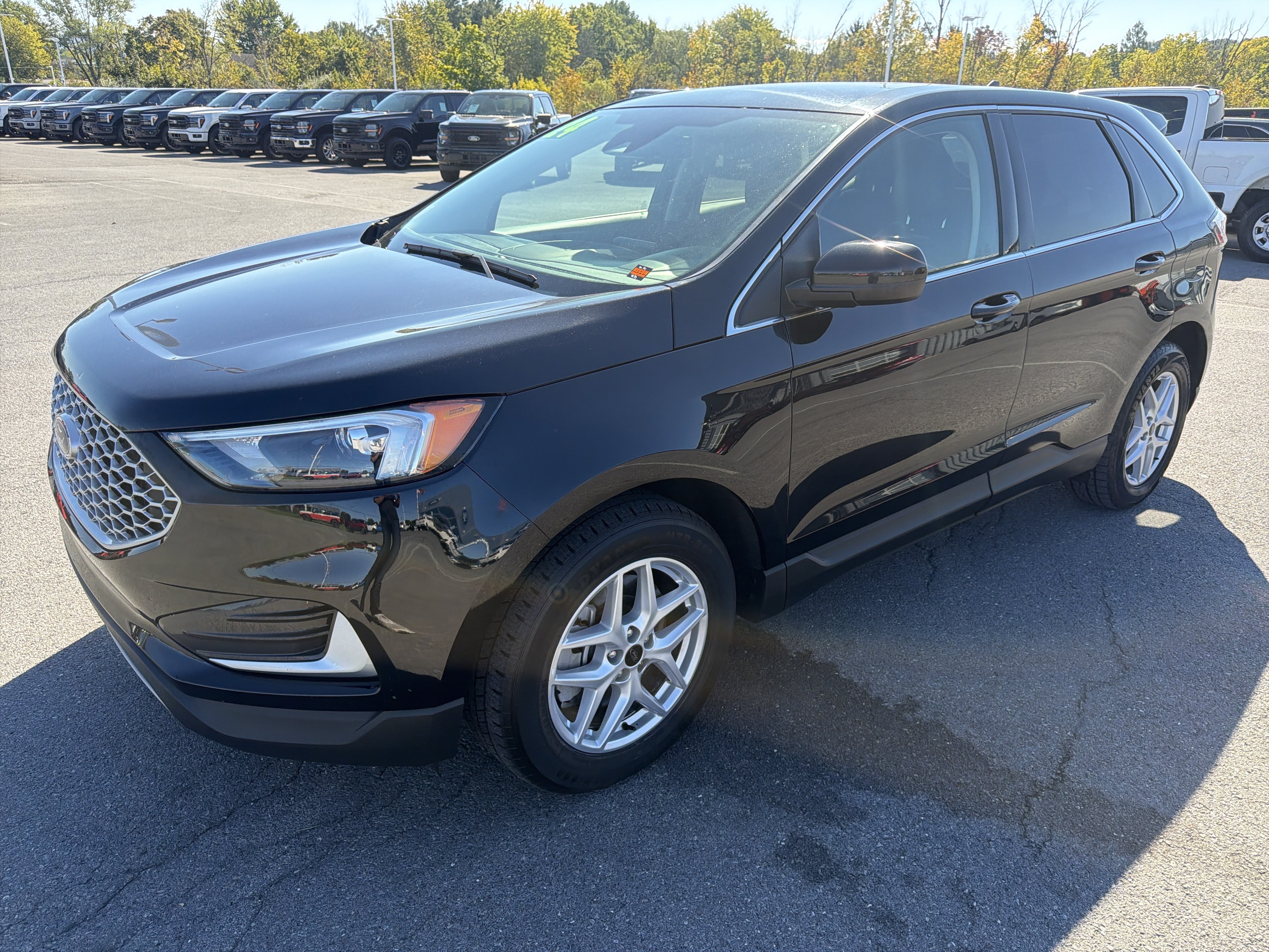 Used 2024 Ford Edge SEL AWD/4WD image 8