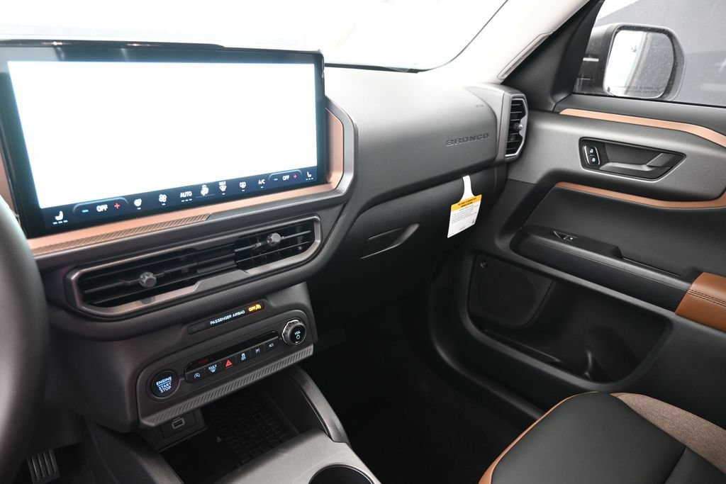 New 2025 Ford Bronco Sport Outer Banks w/ Outer Banks Tech Package+ AWD/4WD image 20