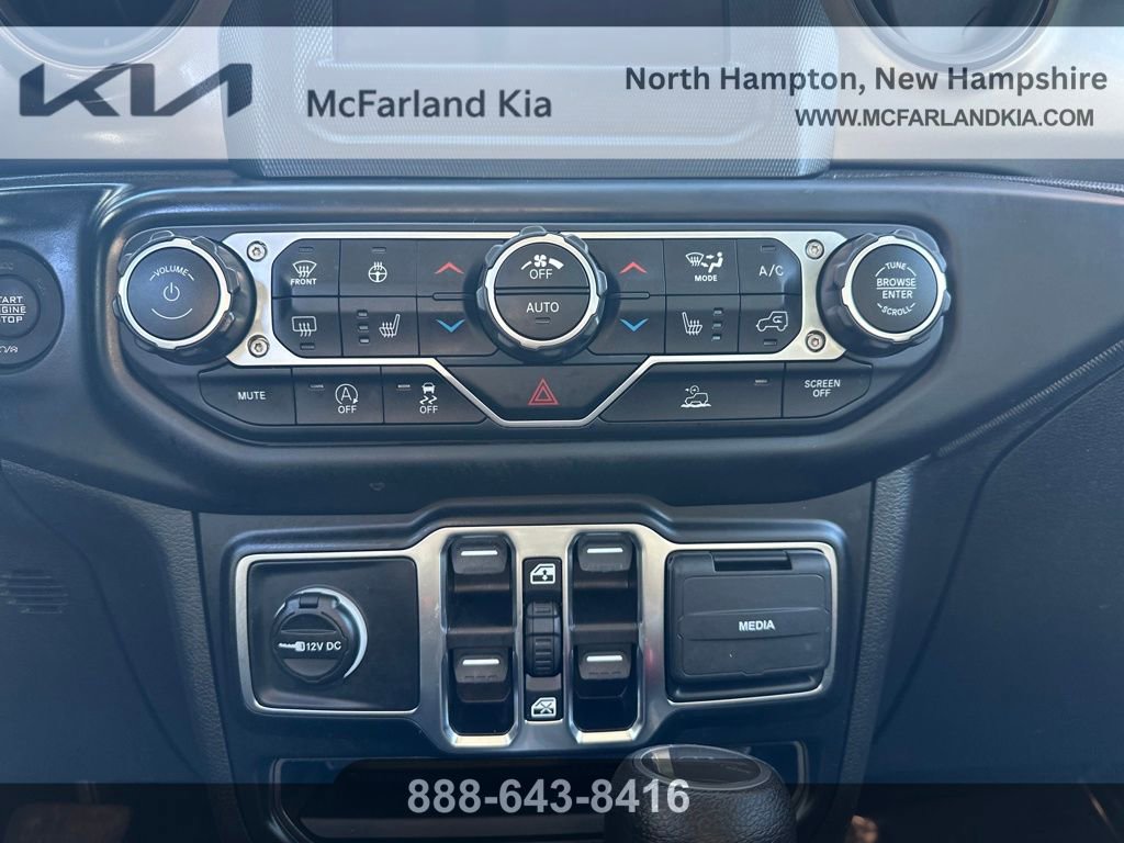 Used 2021 Jeep Gladiator Willys image 20