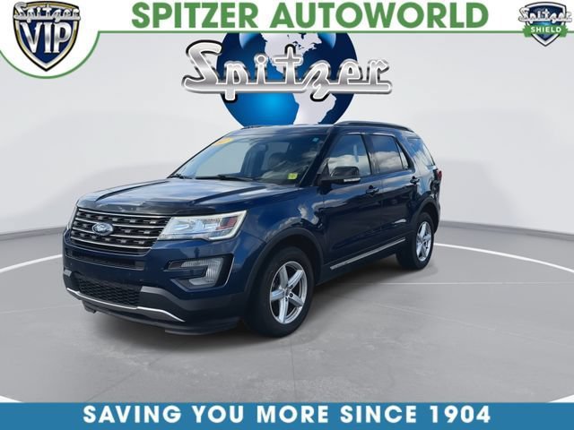 Used 2017 Ford Explorer XLT w/ Equipment Group 202A AWD/4WD image 4