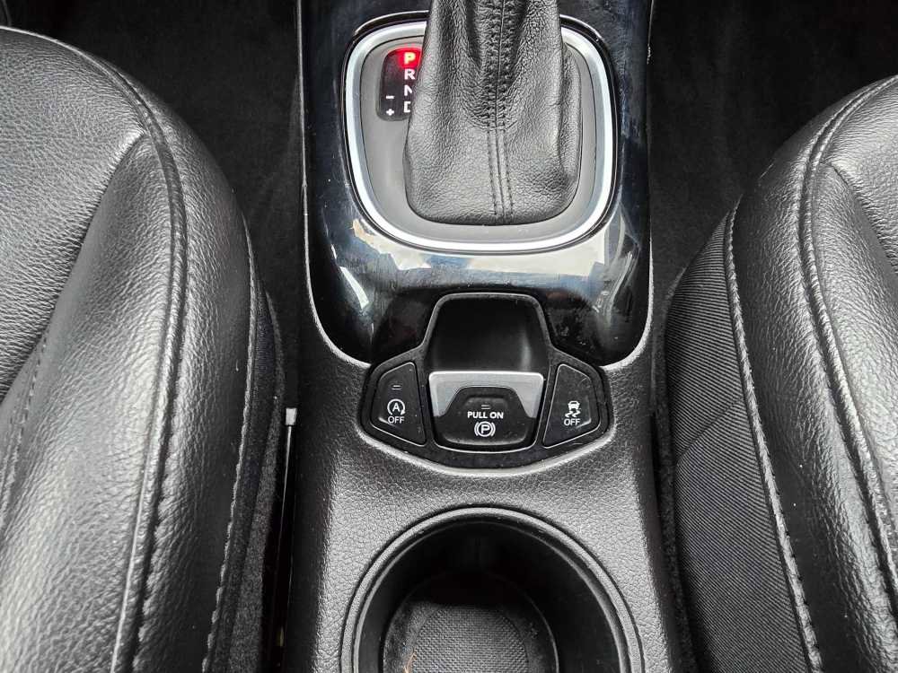 Used 2018 Jeep Compass Latitude w/ Popular Equipment Group image 27