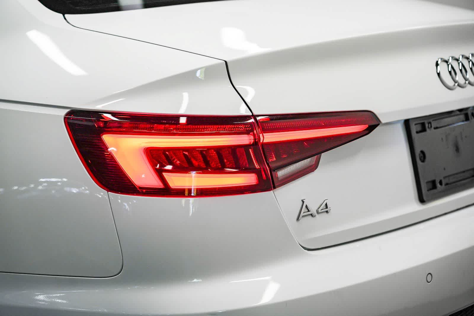 Used 2019 Audi A4 2.0T Premium Plus w/ Premium Plus Package AWD/4WD image 11