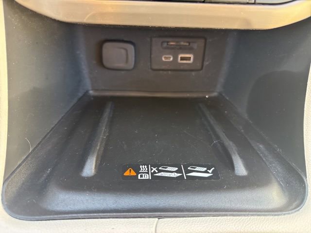 Used 2023 GMC Acadia Denali image 38