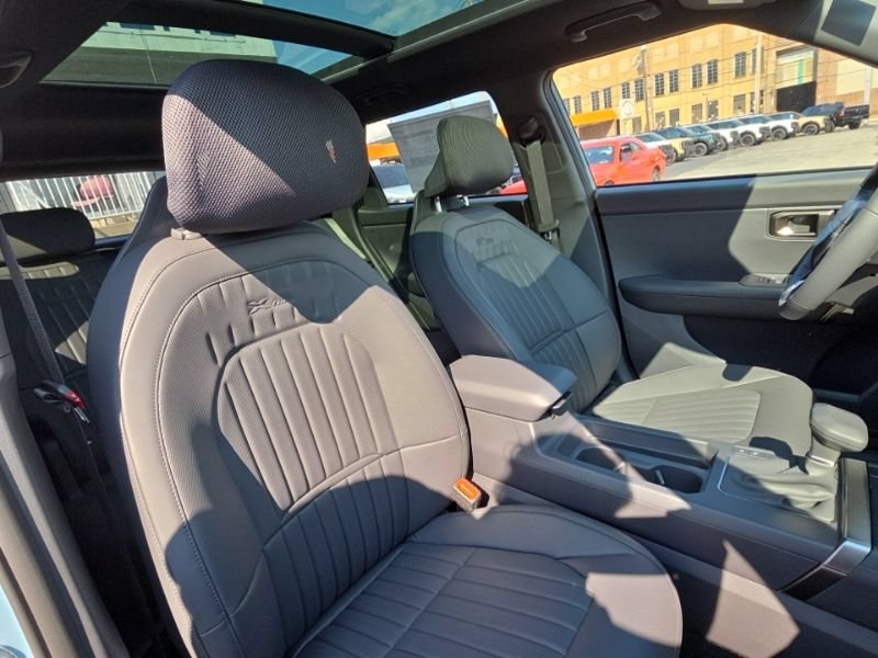 New 2027 Kia Seltos X-Line S w/ X-Line S Premium Package AWD/4WD image 16