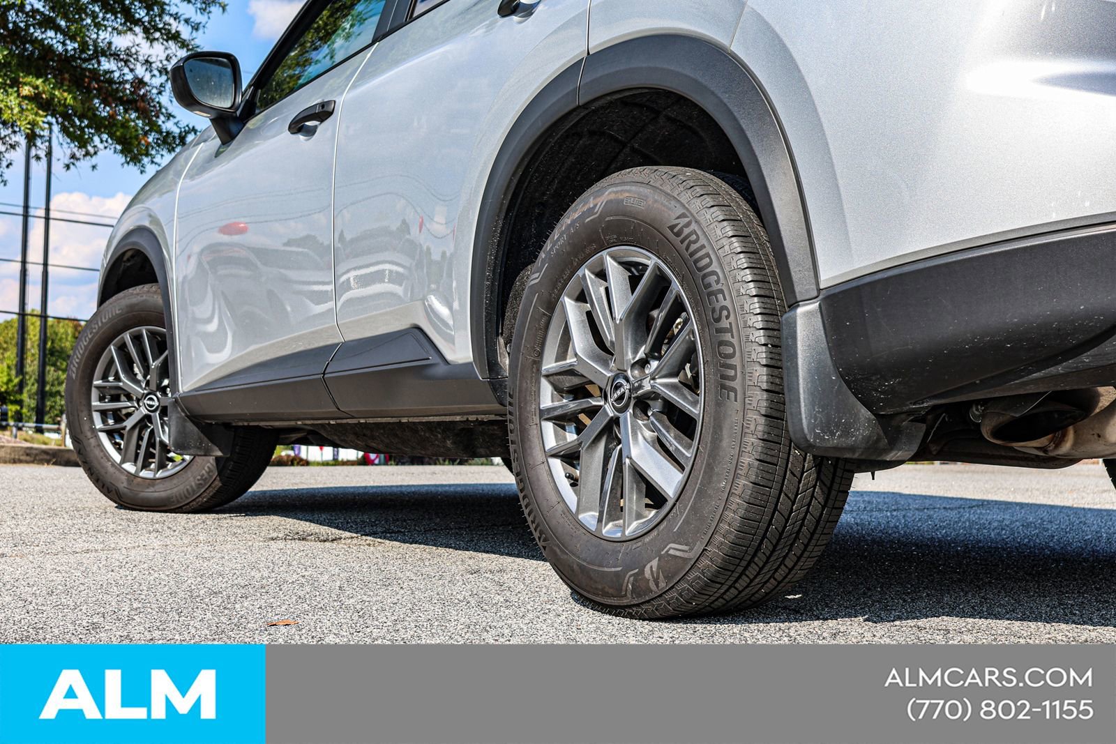 Used 2024 Nissan Rogue S image 16