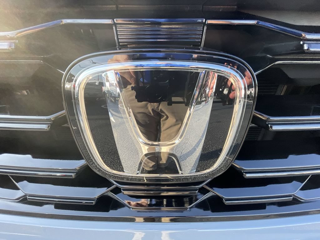Used 2025 Honda Pilot Touring image 31