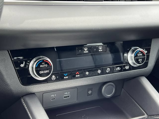 New 2026 Nissan Rogue Platinum AWD/4WD image 25