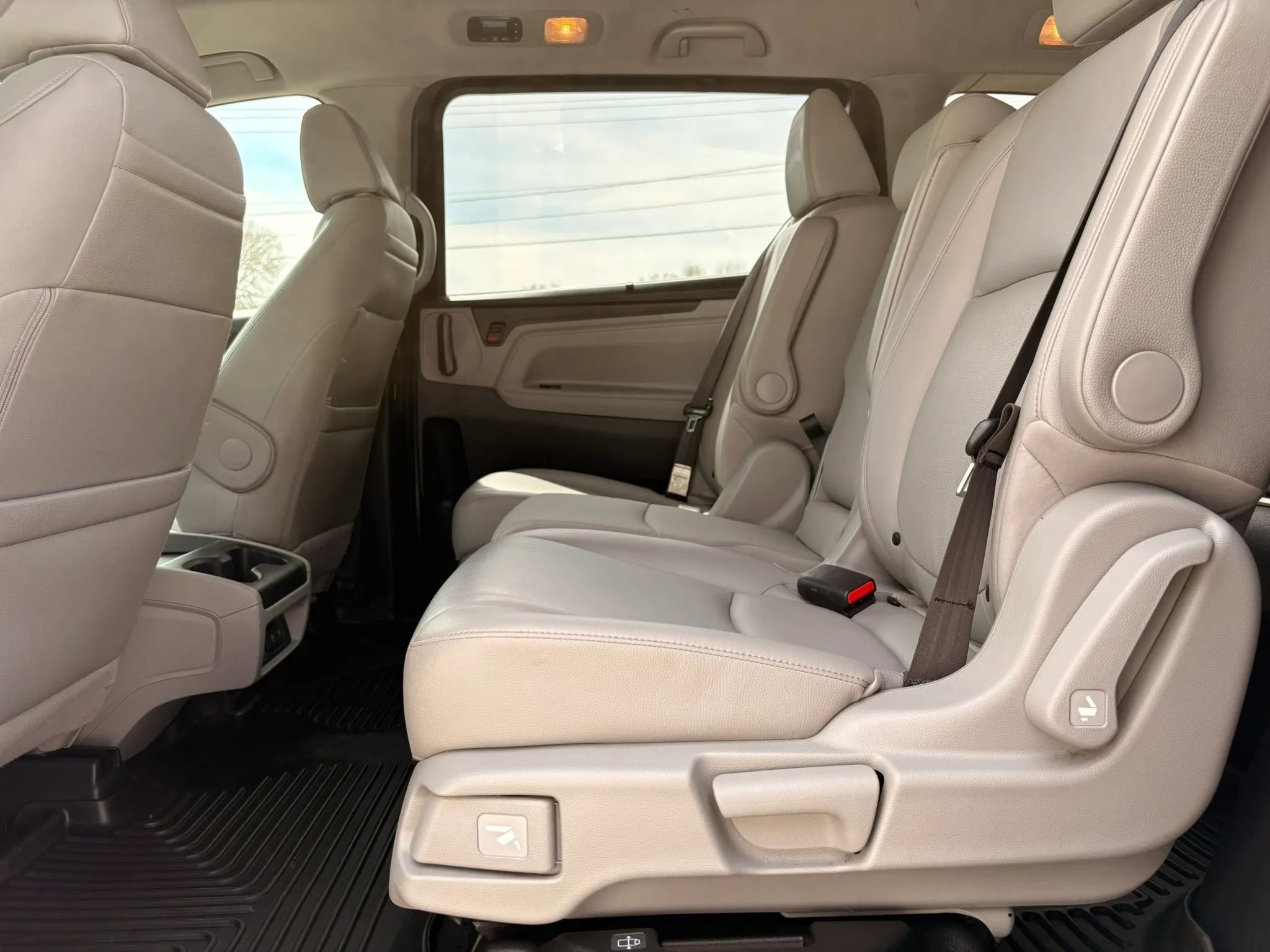 Used 2019 Honda Odyssey Touring image 13