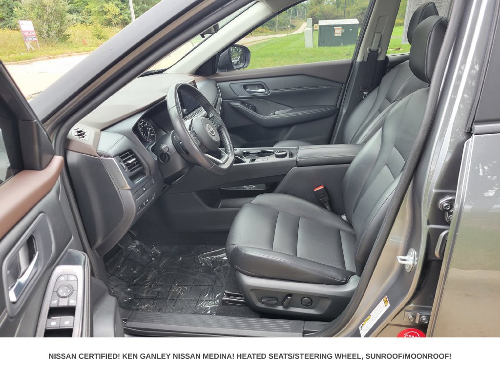 Certified 2023 Nissan Rogue SV w/ SV Premium B Package AWD/4WD image 39