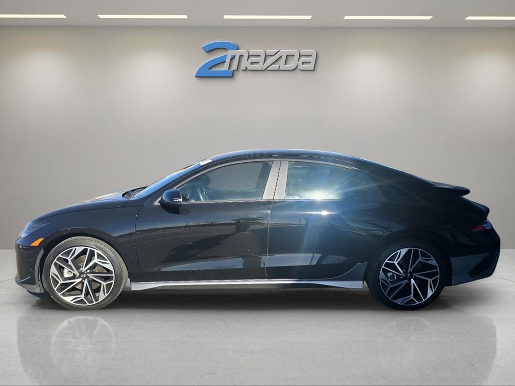 Used 2023 Hyundai Ioniq 6 SEL image 2