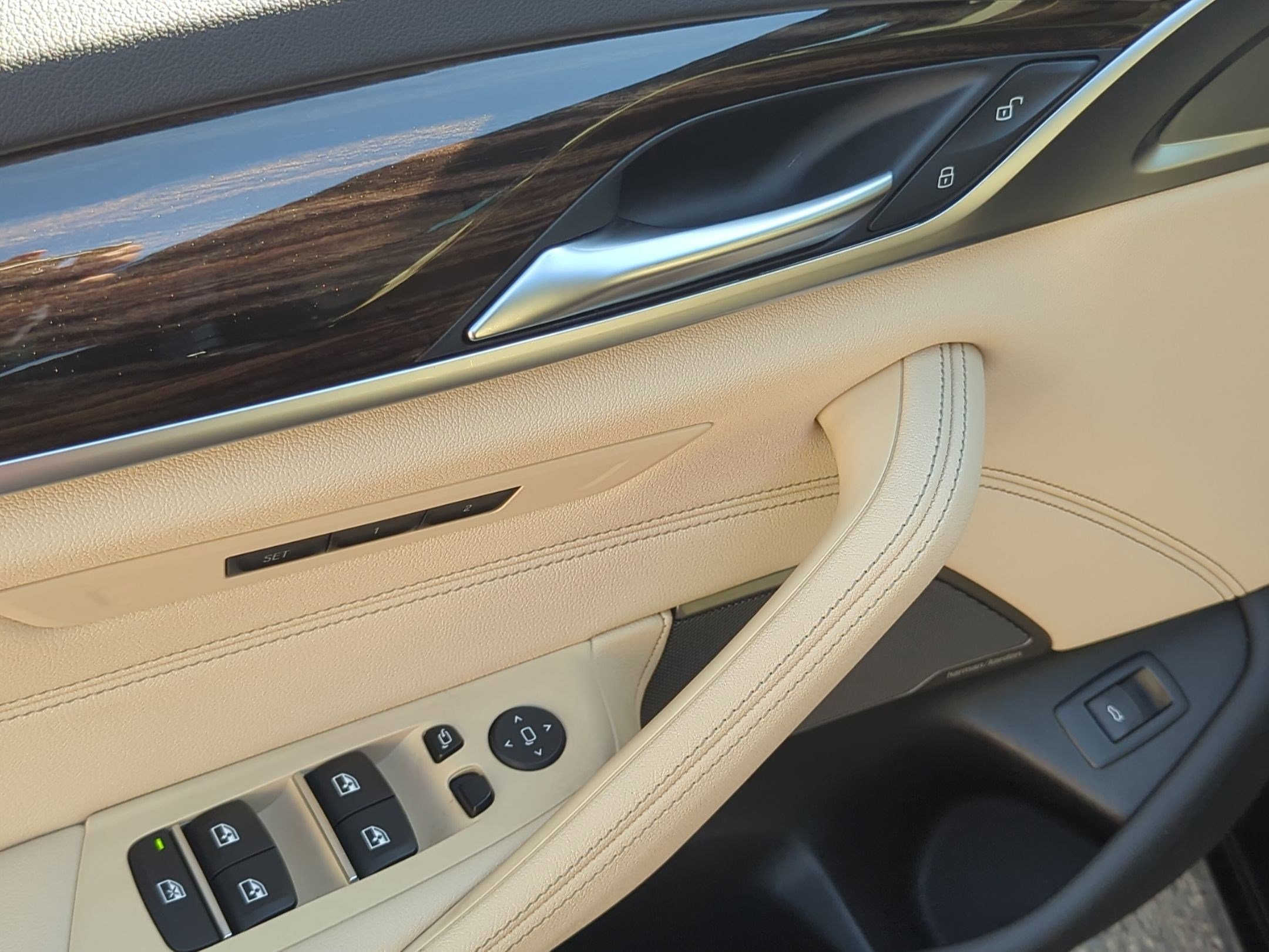 Used 2023 BMW 530i w/ Premium Package image 15