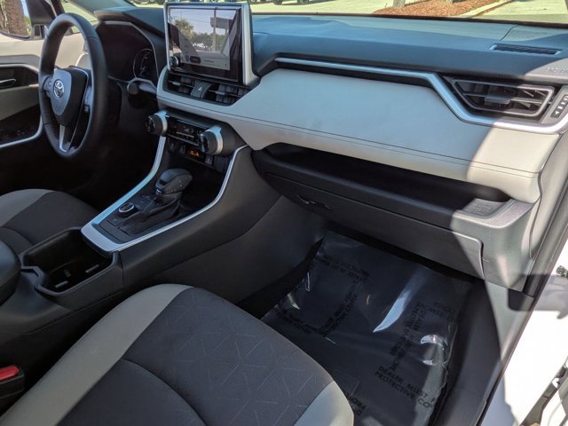 Certified 2025 Toyota RAV4 XLE w/ Convenience Package AWD/4WD image 20