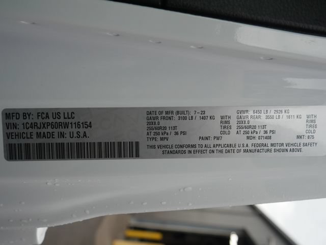 Used 2024 Jeep Wrangler Unlimited Sahara AWD/4WD image 25