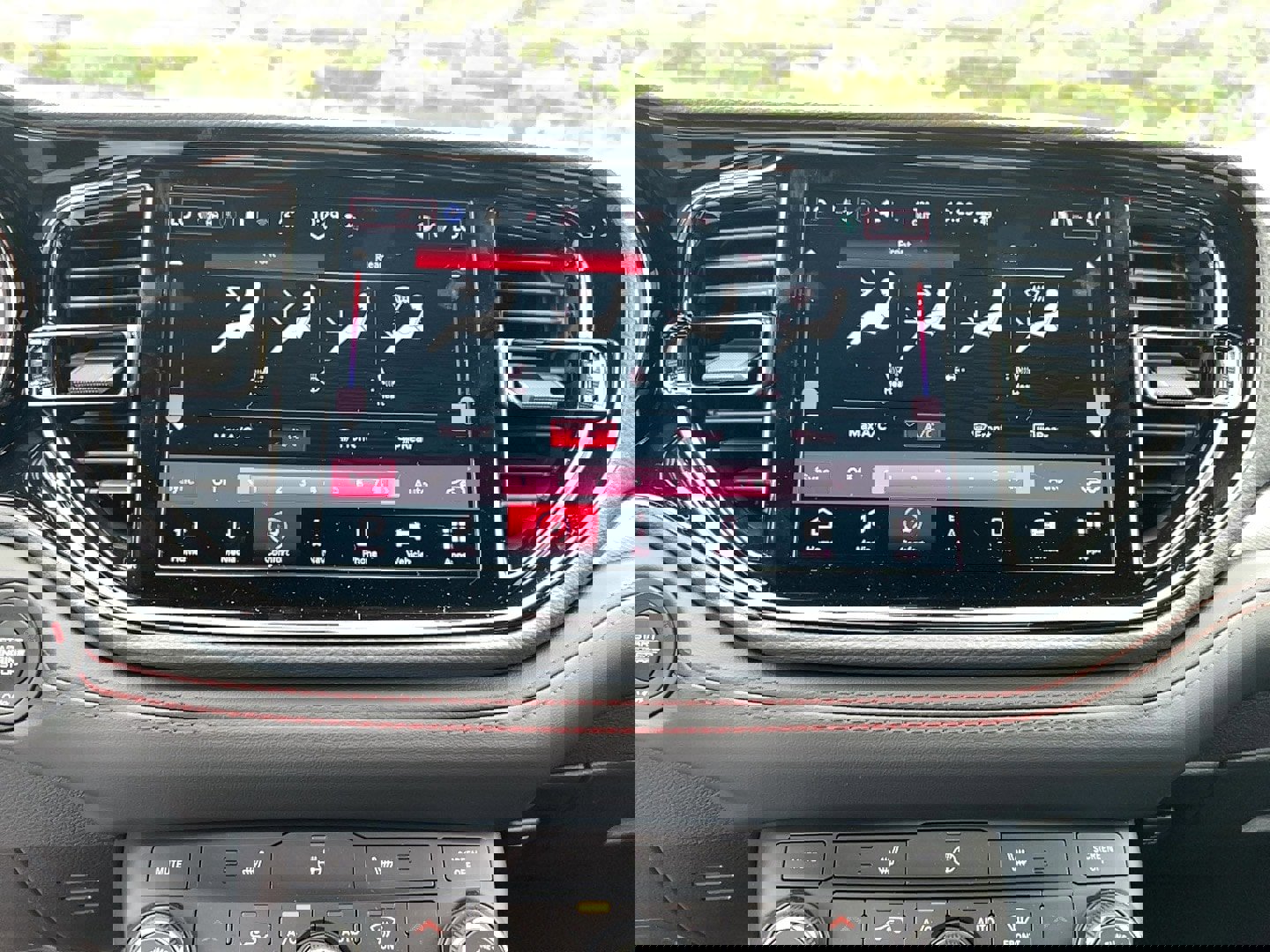 New 2025 Dodge Durango R/T w/ Blacktop Package image 21