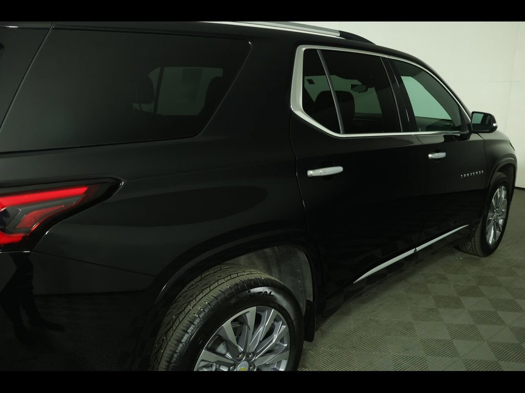 Used 2023 Chevrolet Traverse Premier image 21