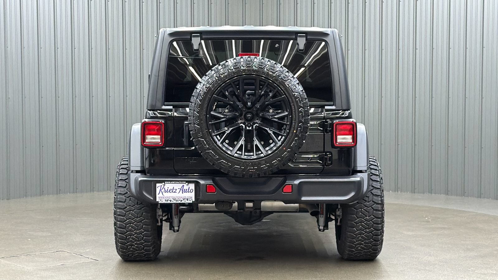 Used 2025 Jeep Wrangler Unlimited Sport AWD/4WD image 4