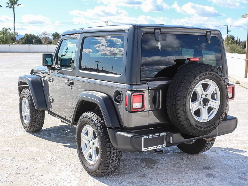 Used 2022 Jeep Wrangler Sport AWD/4WD image 4