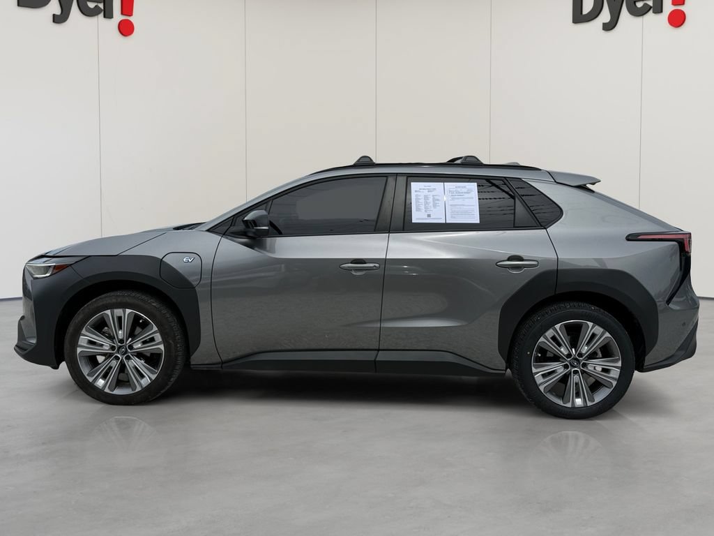 Used 2025 Subaru Solterra AWD/4WD image 2