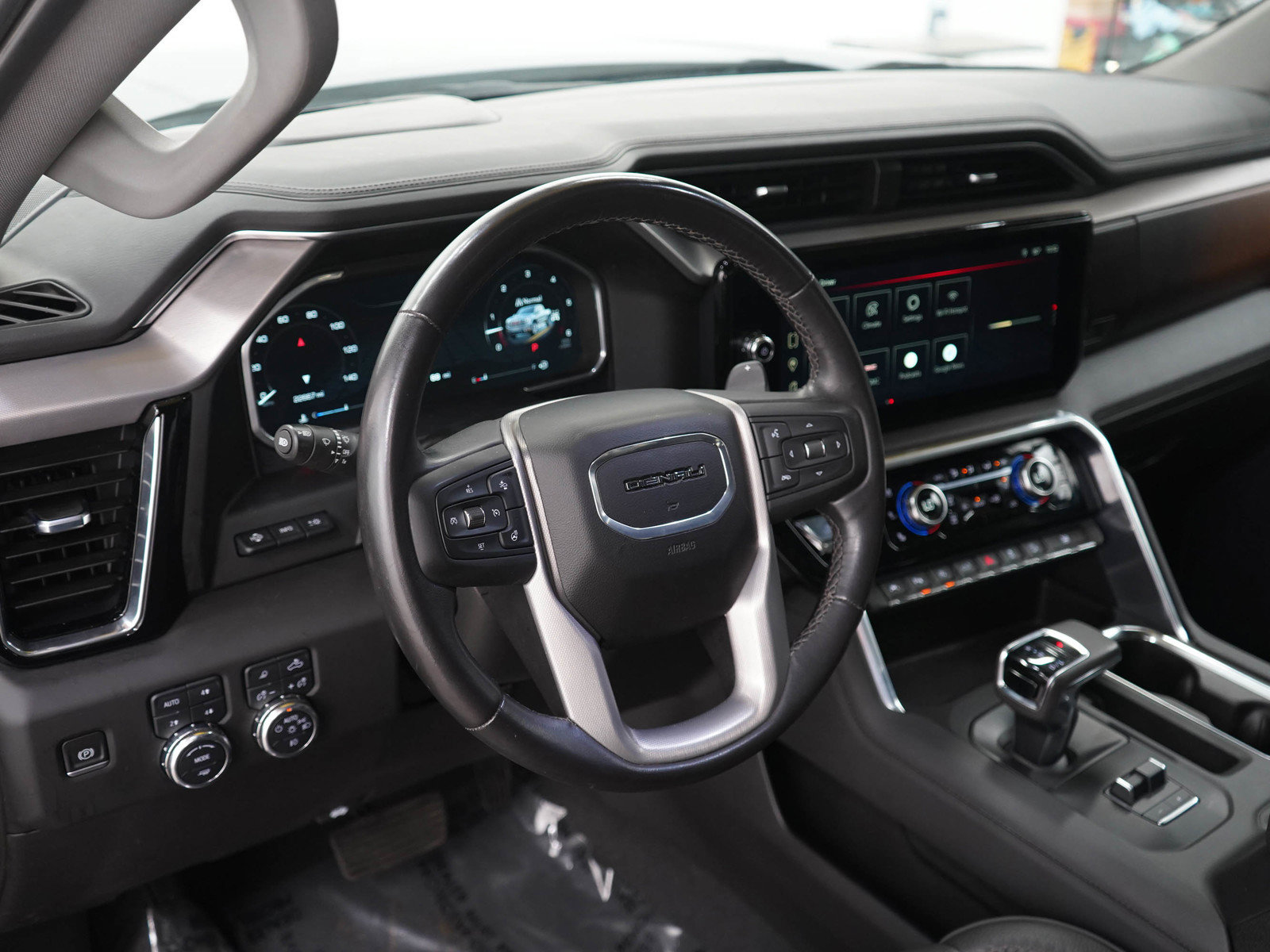Used 2022 GMC Sierra 1500 Denali w/ Denali Reserve Package AWD/4WD image 21