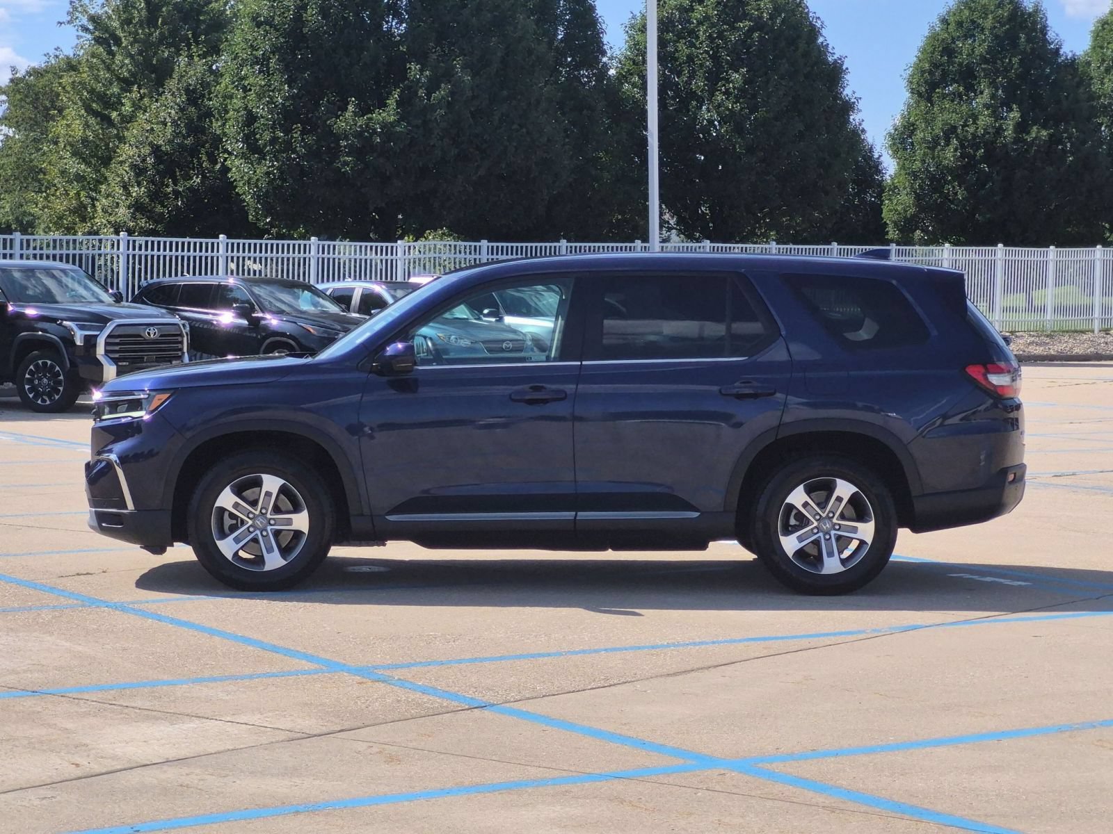 Certified 2024 Honda Pilot EX-L image 9