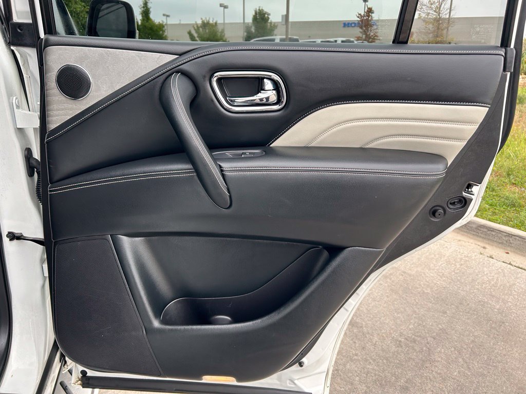 Used 2019 INFINITI QX80 Limited w/ All-Season Package AWD/4WD image 28