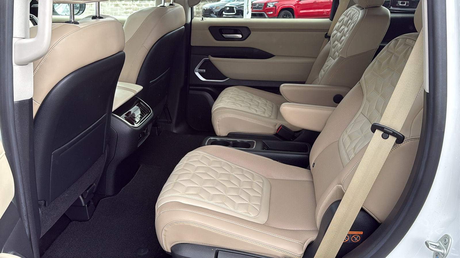 Certified 2026 Nissan Armada Platinum AWD/4WD image 21