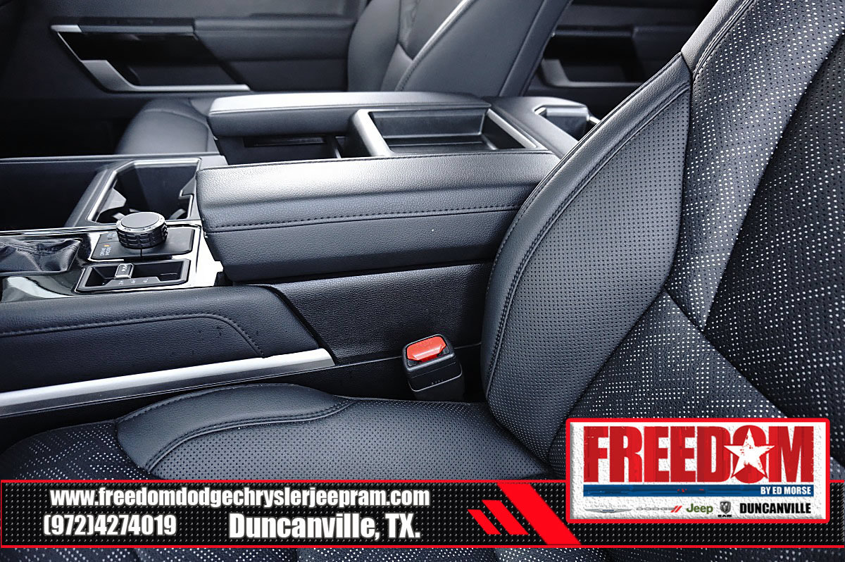 Used 2024 Toyota Tundra Limited w/ Power Package AWD/4WD image 33