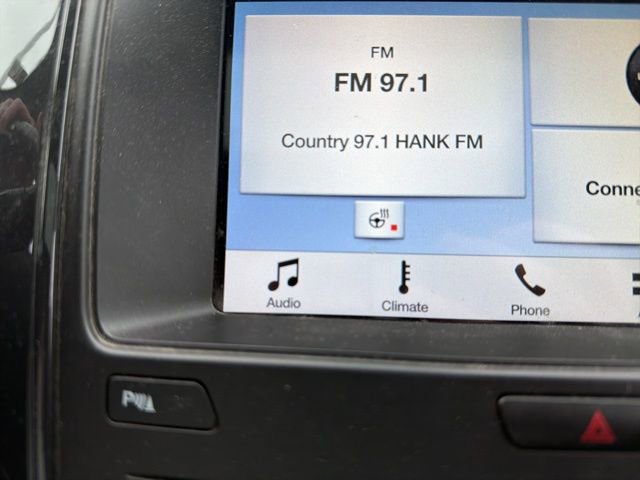 Used 2018 Ford Explorer XLT w/ Equipment Group 202A image 28